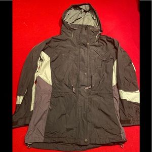 Woman’s Small Columbia Heavy Duty Rain Jacket